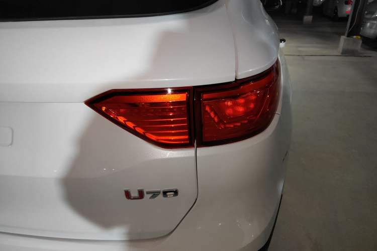 Used Sinotruk VGV U70 2020 1.5T Automatic Smart Luxury 7-Seater
