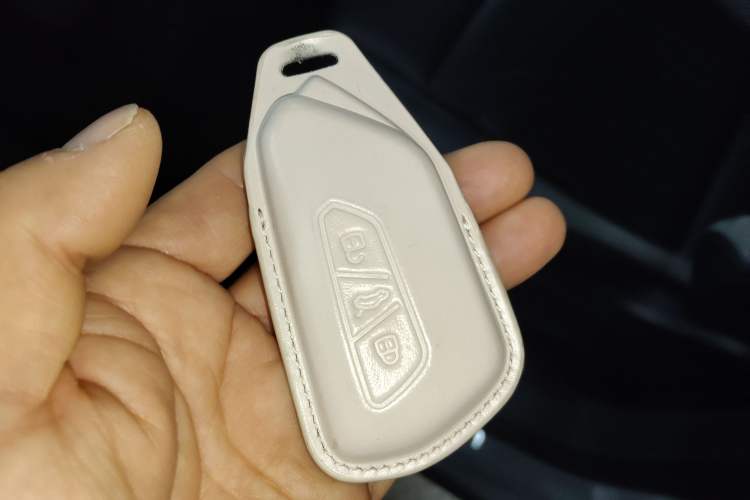 Used Volkswagen ID.4 CROZZ 2021 Long-Range Lite PRO Two-Wheel Drive Version
