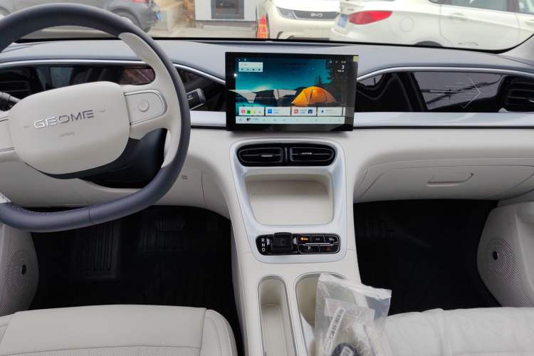 Used Geely Galaxy Geome 2026 Model 310km Youth Edition