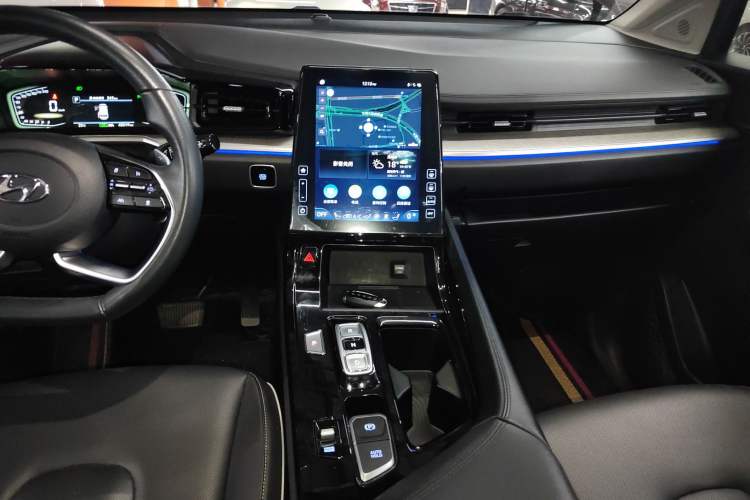 Used Hyundai Custo 2021 380TGDi Smart Love Flagship Edition TOP Premium Audio And AC Panel