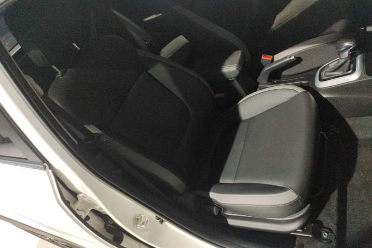 Used Kia kx1 Stonic 2021 1.4L CVT Fun Edition
