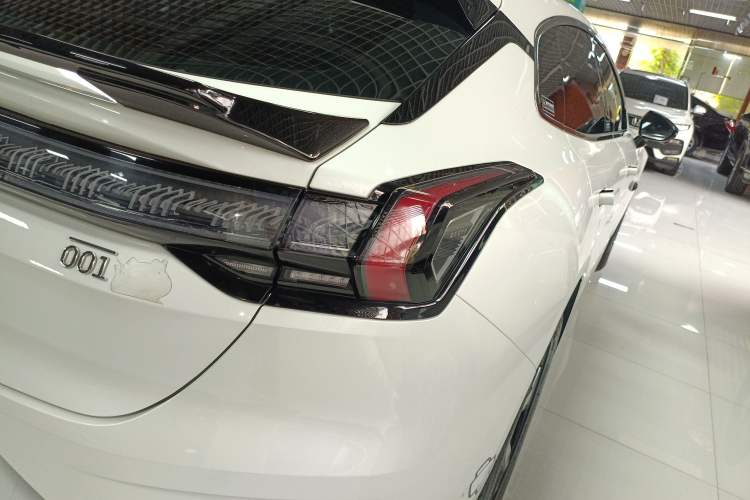 Used Zeekr 001 2023 WE Edition 100 kWh Exterior 3