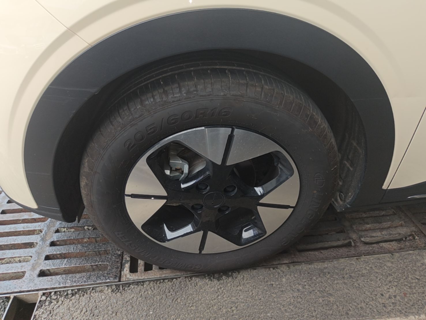 Geely Galaxy Geome 2025 310km Dream Edition — снимка 10