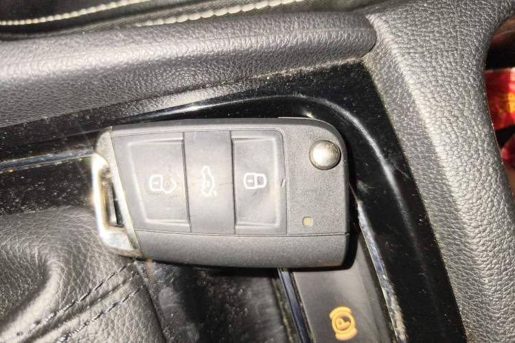 Used Skoda Kodiaq 2018 Facelifted TSI330 5-Seater Two-Wheel-Drive Luxury Enjoyment Edition