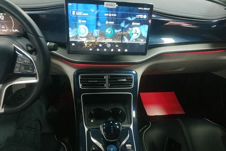 Used BYD Qin PLUS 2021 DM-i 120KM Flagship Model Audio And AC Panel