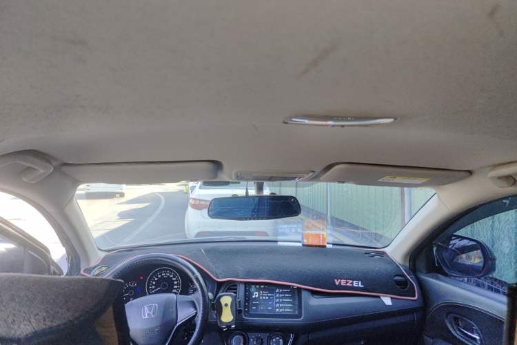 Used Honda Vezel 2017 1.5L CVT 2WD Comfort Model Headliner