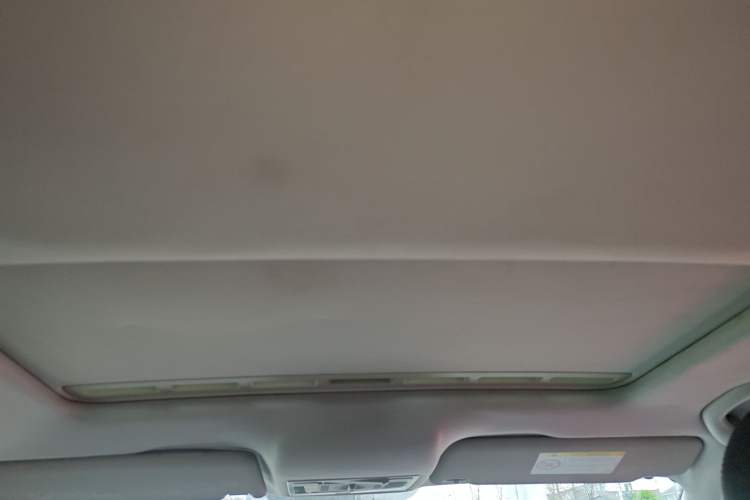 Used Volkswagen Santana 2015 1.6L Manual Comfort Edition Headliner