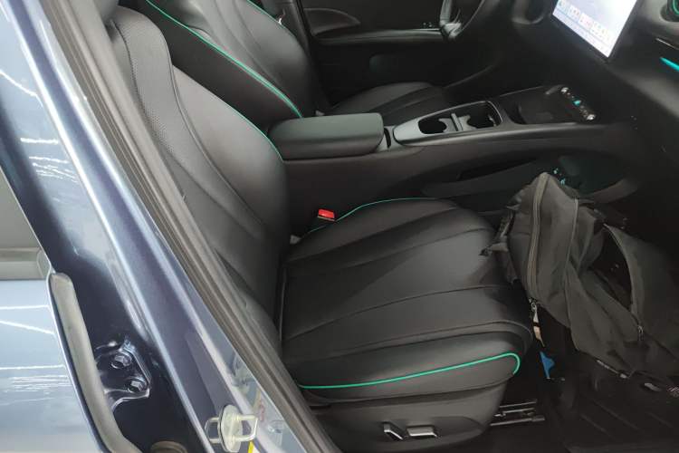 Used BYD Dolphin 2025 Intelligent Driving Version 410 km Fashion Edition