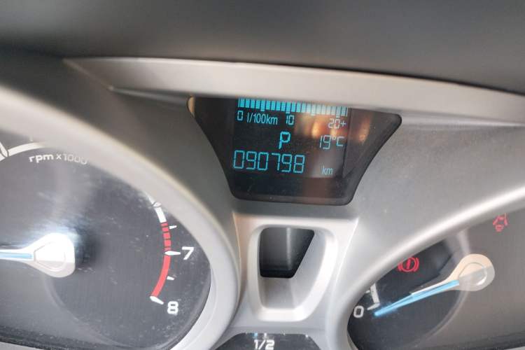 Used Ford EcoSport 2013 1.5L Automatic Prestige Model Odometer Close Up