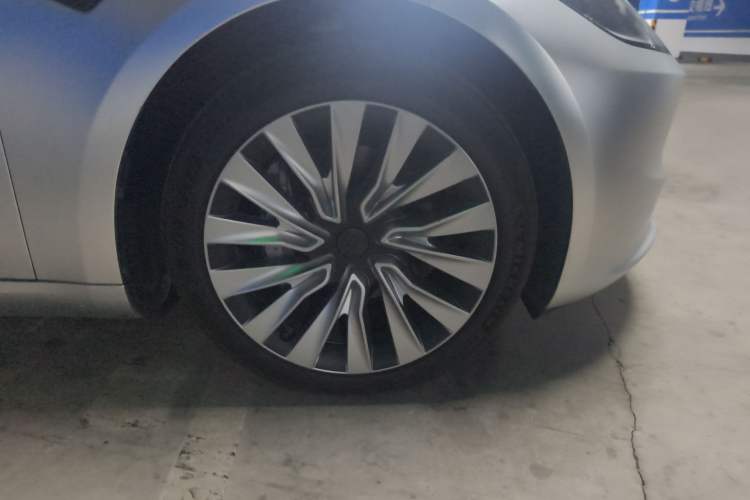Used Tesla Model 3 2023 Rear-Wheel-Drive Version