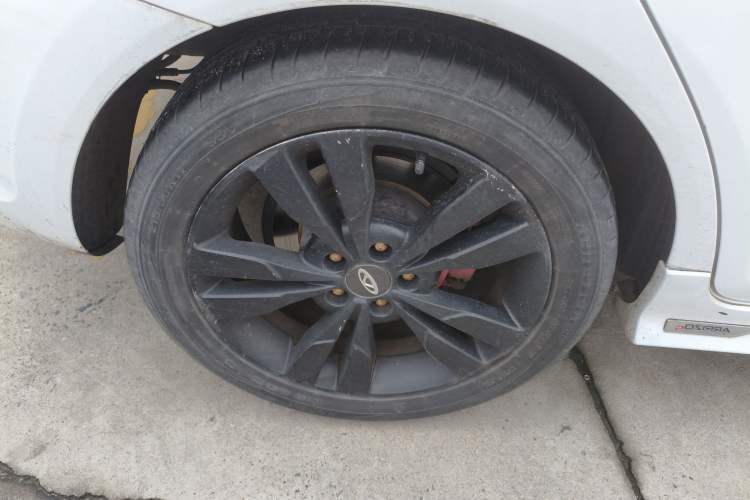 Used Chery Arrizo 5 2018 1.5L CVT Tribute to Youth Edition Right Rear Wheel Hub