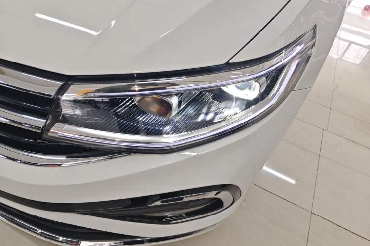 Used Volkswagen Bora 2023 300TSI DSG Prestige Edition