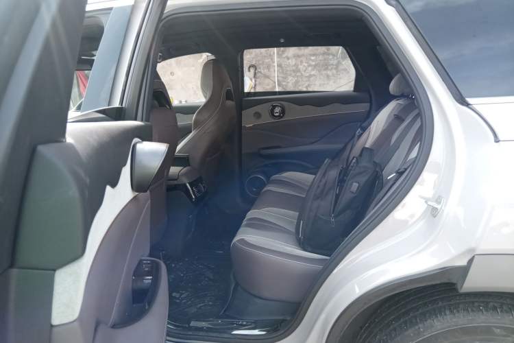 Used BYD Frigate 07 2023 DM-i 100KM Flagship Model
