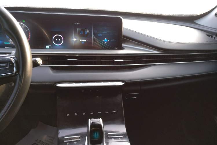 Used Chery Tiggo 8 PLUS 2022 Kunpeng Edition 390TGDI DCT Passion Version