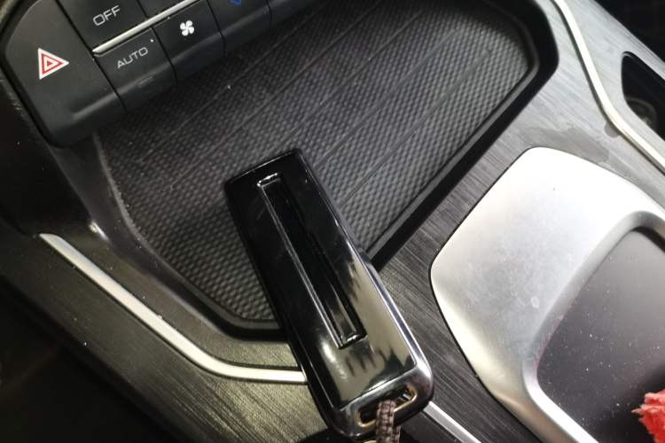 Used Wey VV5 2021 1.5T Two-Wheel Drive Smart Pioneer Vehicle Key