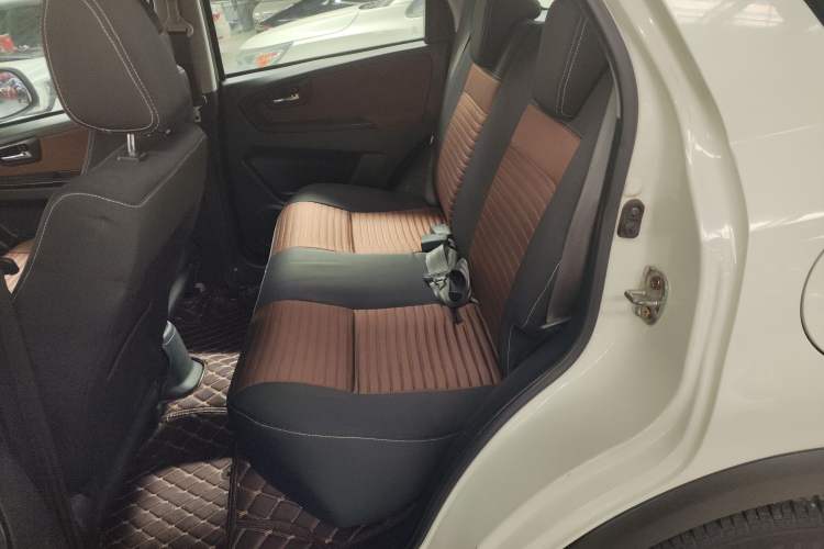 Used Suzuki SX4 2013 1.6L Manual CoolRide Model
