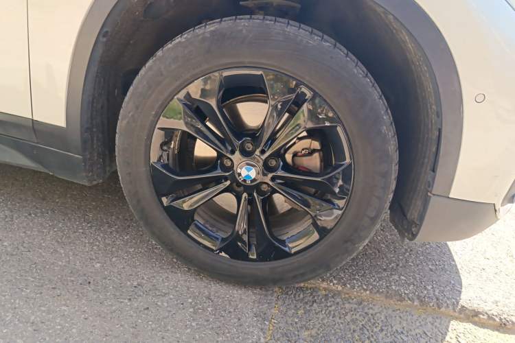 Used BMW X1 2016 sDrive18Li Premium Edition
