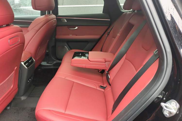 Used Hima AITO M5 2025 Extended-Range Ultra Rear-Wheel-Drive Version Left Rear Seat