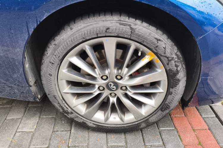 Used Infiniti Q50L 2018 2.0T Enjoyment Version China V Standard