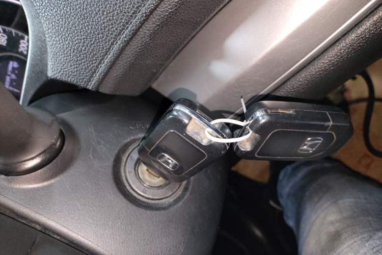 Used Honda CR-V 2016 2.0L Two-Wheel Drive Classic Edition