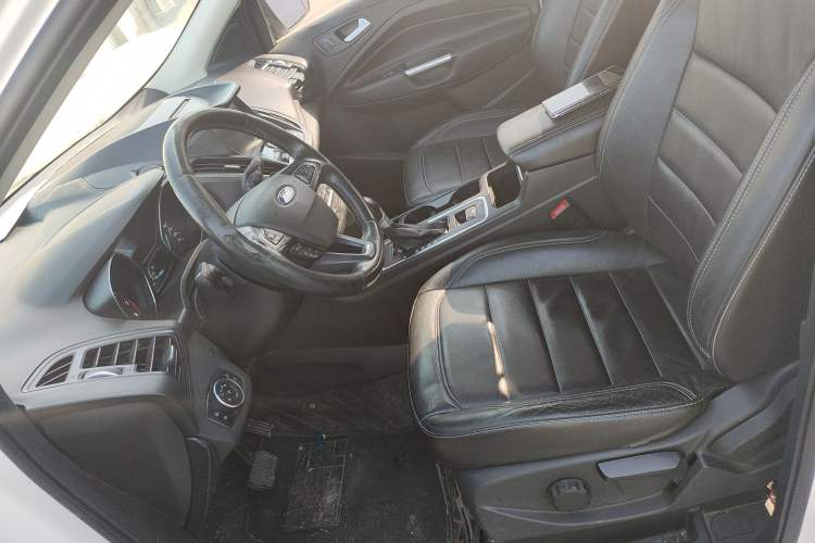 Used Ford Kuga 2017 EcoBoost 180 Two-Wheel-Drive Tiger Leap Model