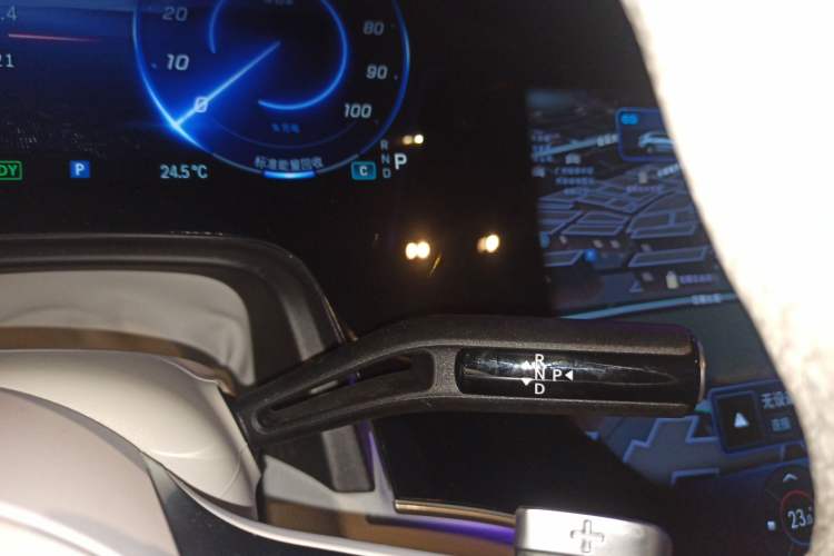 Used Mercedes-Benz EQE SUV 2024 500 4MATIC Flagship Edition Gear Lever