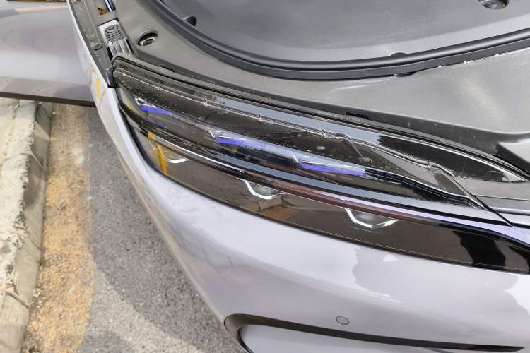 Used BYD Han 2025 EV Intelligent Driving Edition 605KM Prestige Model Right Front Headlight