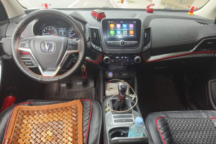 Used CHANGAN CS55 2018 1.5T Manual Colorful Model China V Standard Center Console