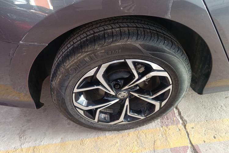 Used MG 5 2023 180 DVVT CVT Luxury Edition