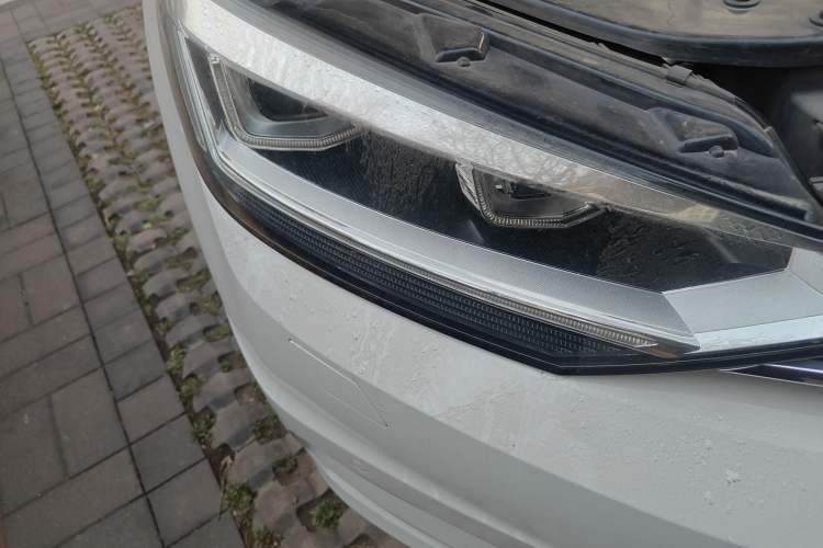 Used Volkswagen Touran 2018 Volkswagen Touran L 280TSI DSG Comfort Edition 7-seater
