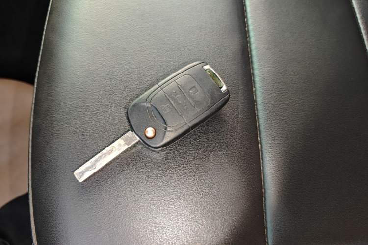 Used Wuling Hongguang PLUS 2020 1.5L Manual Comfort 7-Seater