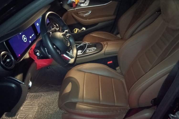 Used Mercedes-Benz E-Class New Energy 2022 E 350 e L Plug-in Hybrid Sports Sedan Left Front Seat