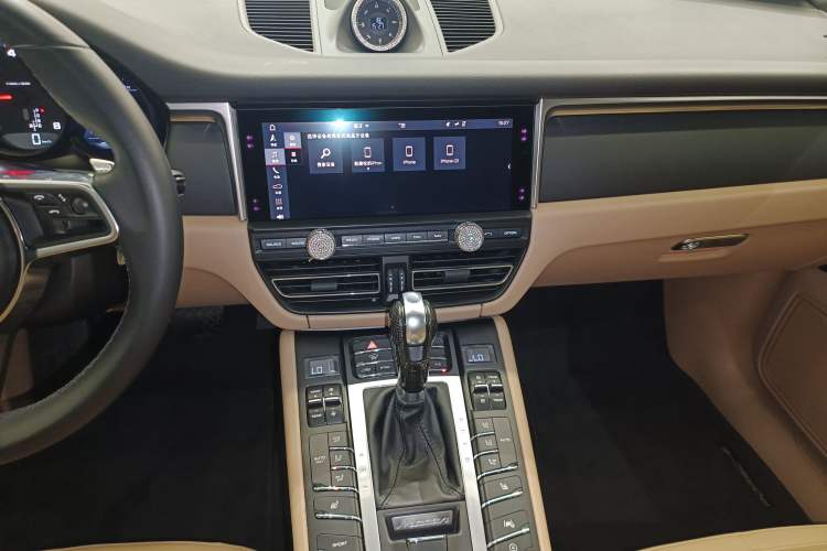 Used Porsche Macan 2018 Macan 2.0T