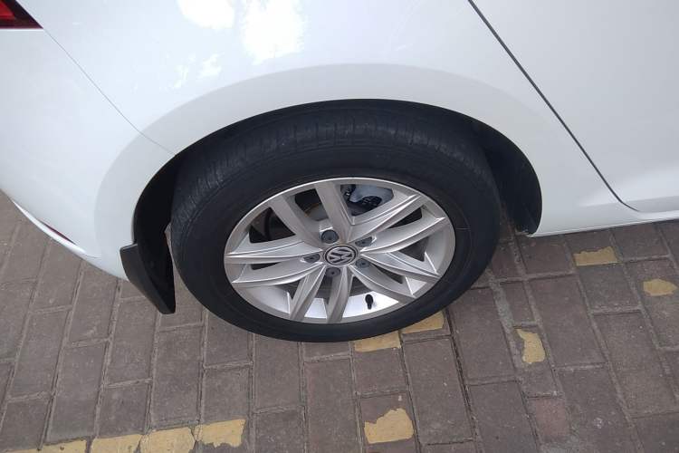 Used Volkswagen Golf 2019 200TSI DSG Comfort & Ambition Edition China VI Standard
