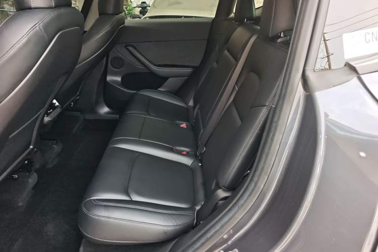 Used Tesla Model Y 2022 Long-Range All-Wheel-Drive Version