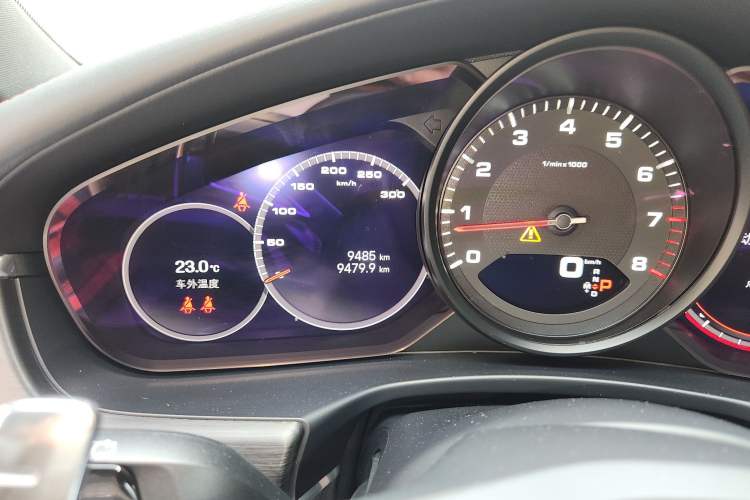 Used Porsche Panamera 2023 Panamera Executive Long Wheelbase 2.9T Odometer Close Up