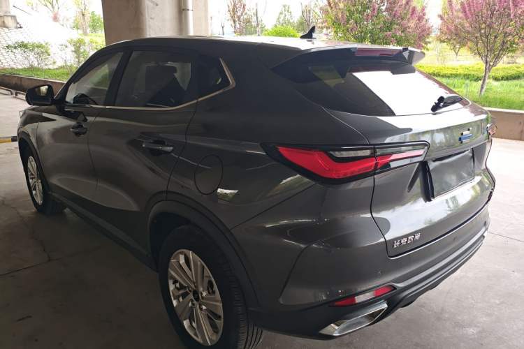 Used CHANGAN OSHAN X5 2021 1.6L CVT Luxury Model Rear Left 45 Deg