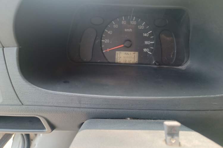 Used Wuling Zhiguang 2010 1.0L Liye Edition Odometer Close Up