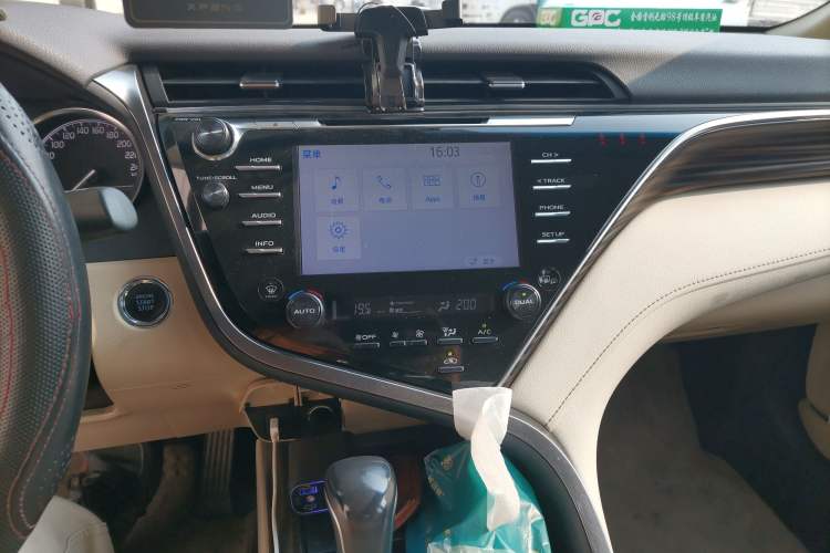 Used Toyota Camry 2018 2.5G Luxury Edition Audio And AC Panel