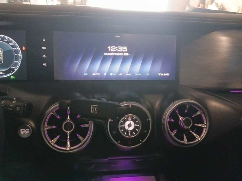 Used Tank 300 2021 Off-Road Edition 2.0T Challenger — 14