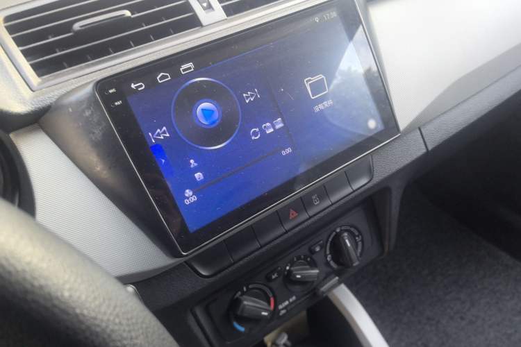 Used Skoda Fabia 2017 1.4L Automatic Car Enjoy Edition
