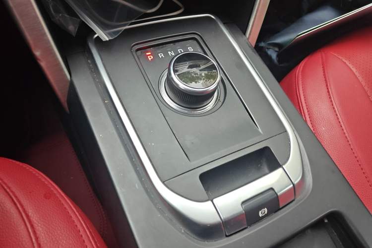 Used Land Rover Discovery Sport 2019 240 PS SE Version China V Standard Gear Lever