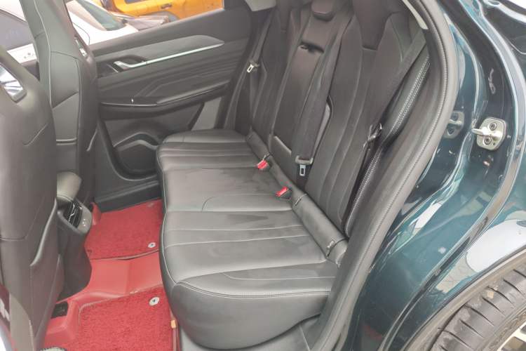 Used Dongfeng Aeolus Mage 2023 DH-i 1.5T Prestige Edition
