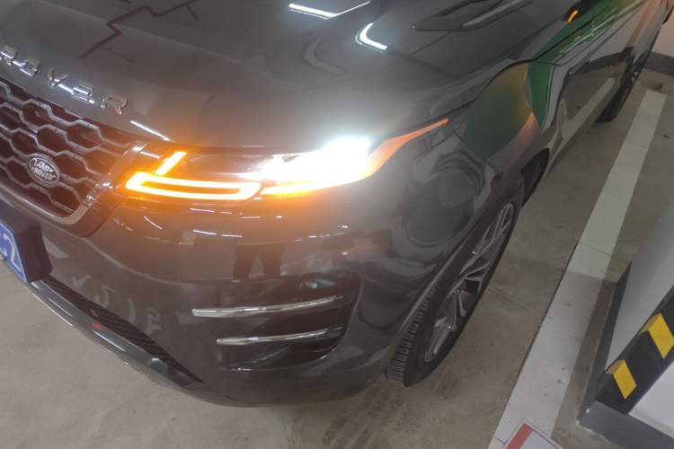 Used Land Rover Range Evoque 2022 Aurora L 249 PS R-Dynamic Luxury Edition Left Front Headlight
