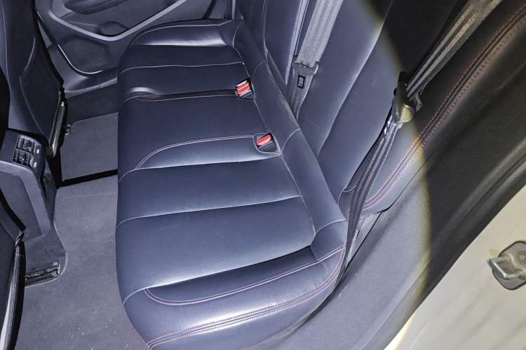 Used Peugeot 408 2014 1.8L Automatic Luxury Edition