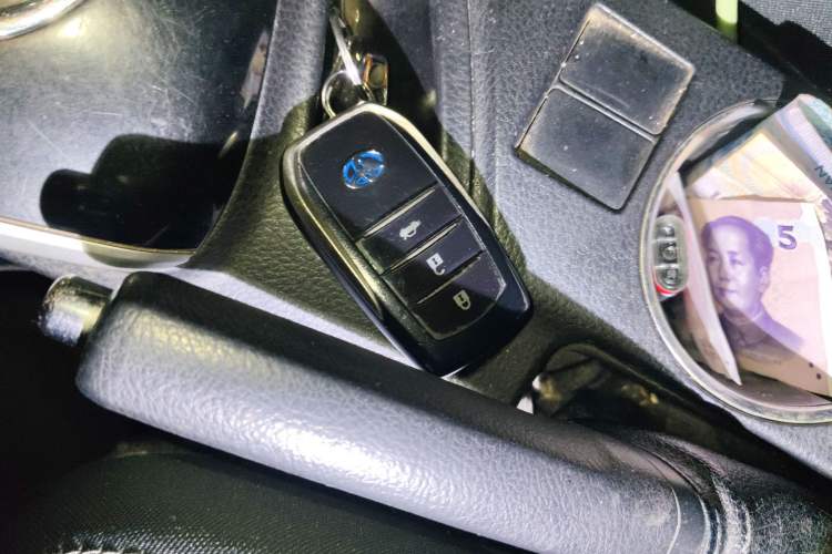 Used Toyota Corolla 2017 Revised Dual-Engine 1.8L E-CVT Elite Edition