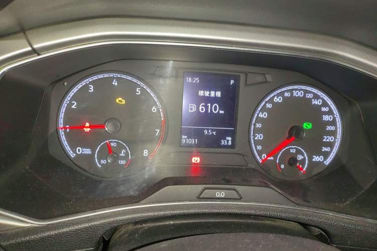 Used Volkswagen T-ROC 2019 230TSI DSG Two-Wheel-Drive Advanced Version China VI Standard