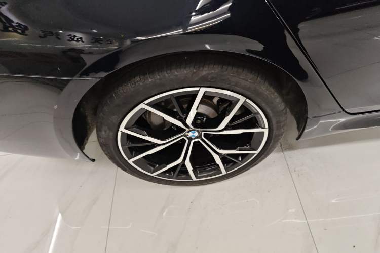 Used BMW 5 Series 2022 Second Facelift 530Li Luxury Version M Sport Package