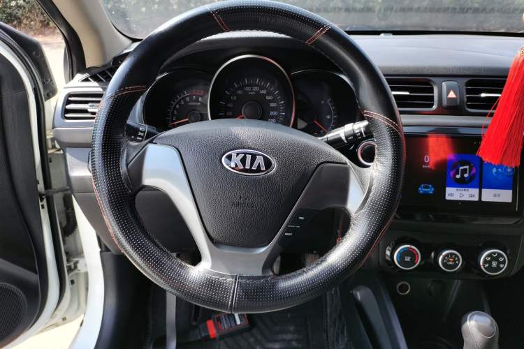 Used Kia K2 2015 Sedan 1.4L Automatic GLS
