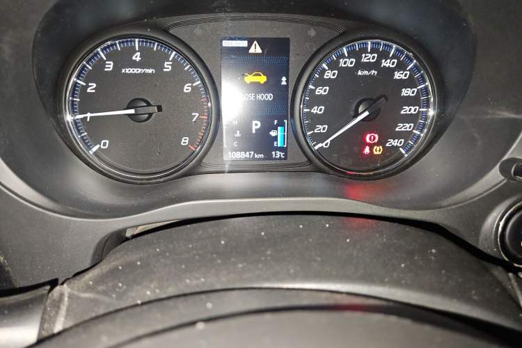 Used Mitsubishi Outlander 2020 2.4L 4x4 Zhi Xiang Edition 5 Seats Odometer Close Up